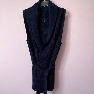 Ribbed knit belted vest